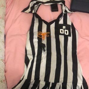 Referee costume